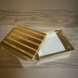 I Magnin department store gift box (1960s)